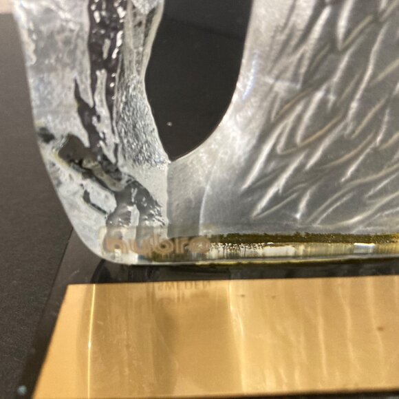 Vintage NYBRO Art Glass Crystal EAGLE Paperweight On Marble With Brass Plaque - Picture 3 of 6